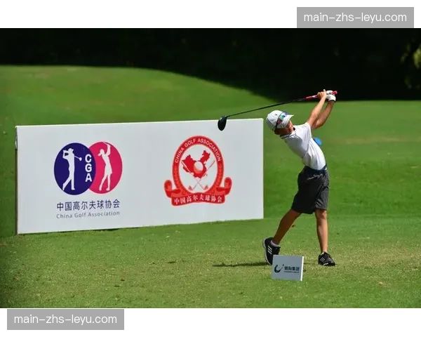 北京青少年锦标赛女子甲组-70公斤级:东城区李静蝉联冠军 北京青少年锦标赛女子甲组-70公斤级:东城区李静蝉联冠军